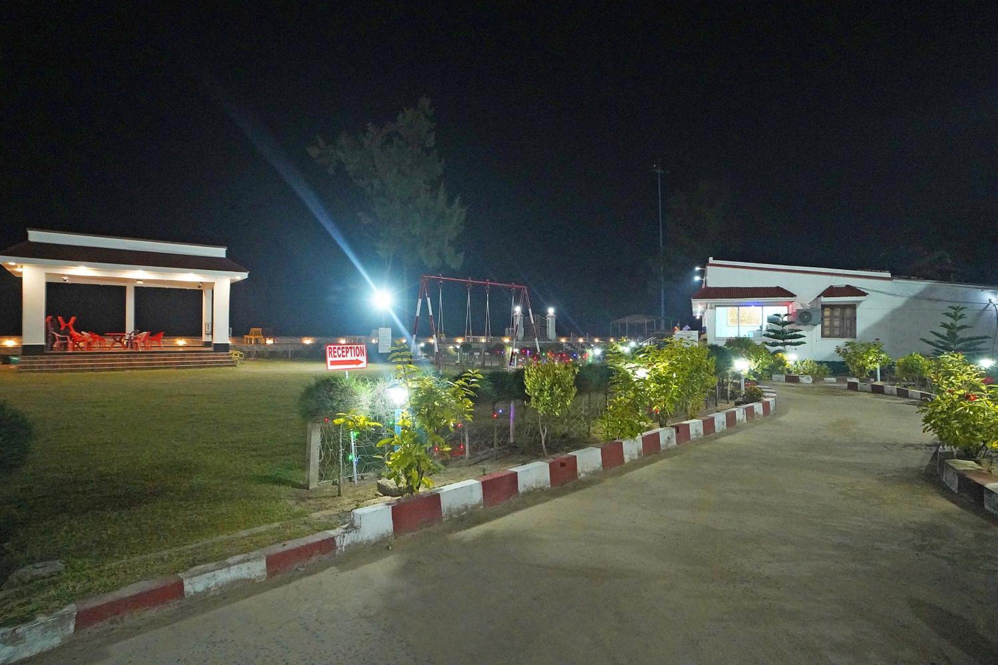 Santiniketan Hotel And Resort !! On Beach Family Resort !! Мандармани Экстерьер фото