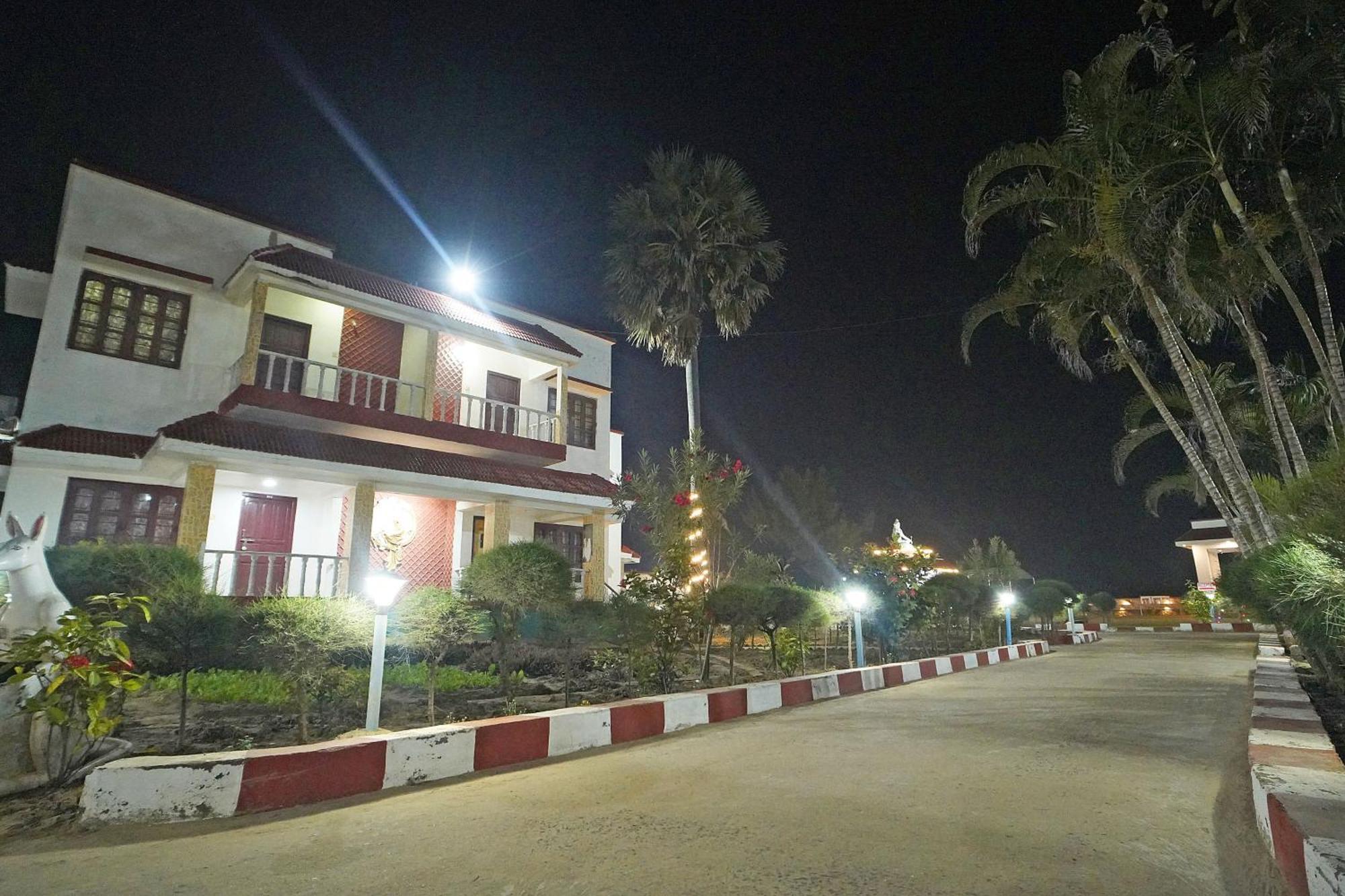 Santiniketan Hotel And Resort !! On Beach Family Resort !! Мандармани Экстерьер фото