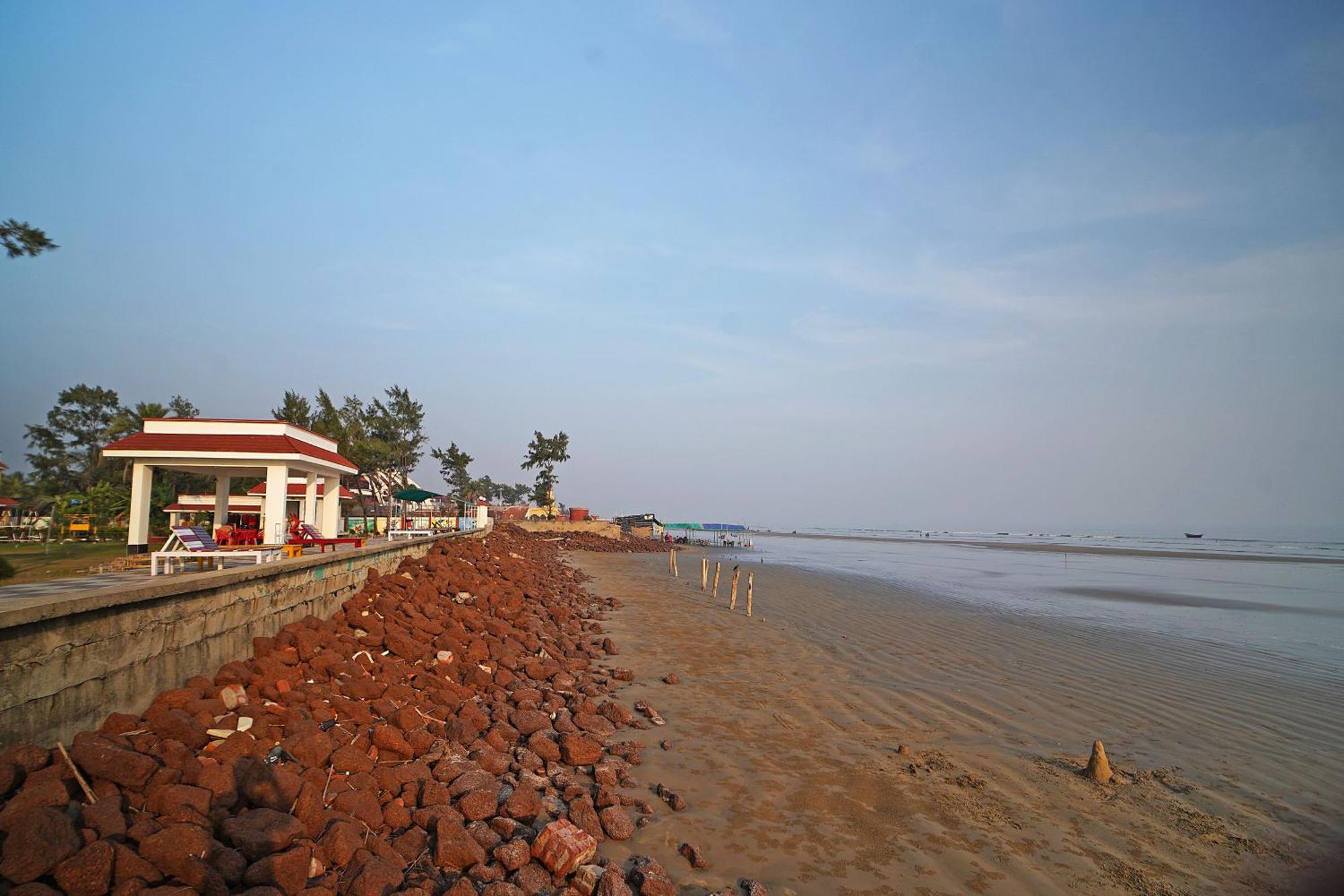 Santiniketan Hotel And Resort !! On Beach Family Resort !! Мандармани Экстерьер фото