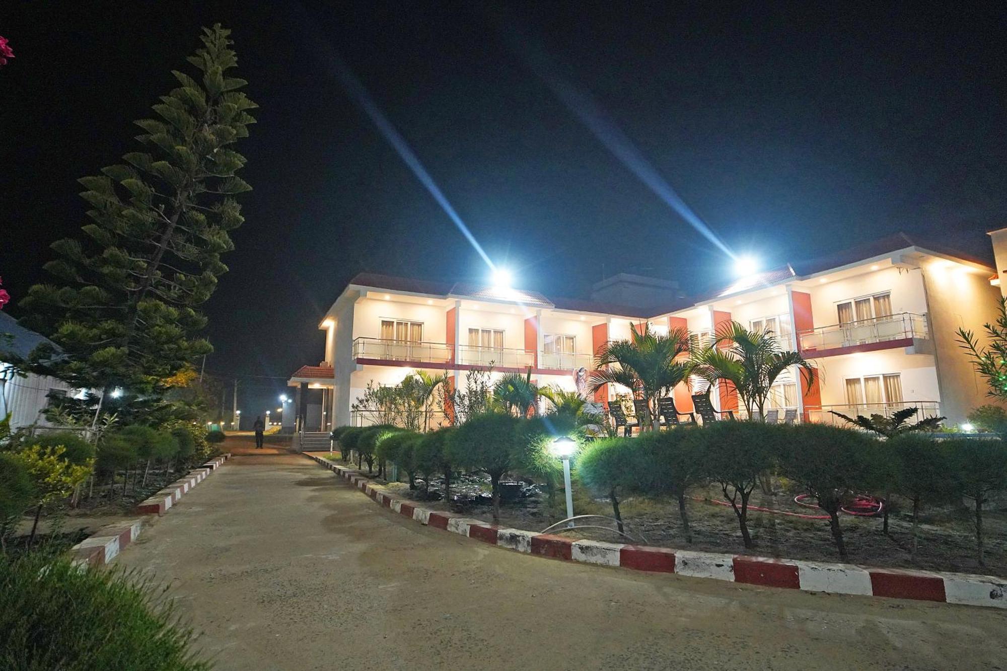 Santiniketan Hotel And Resort !! On Beach Family Resort !! Мандармани Экстерьер фото